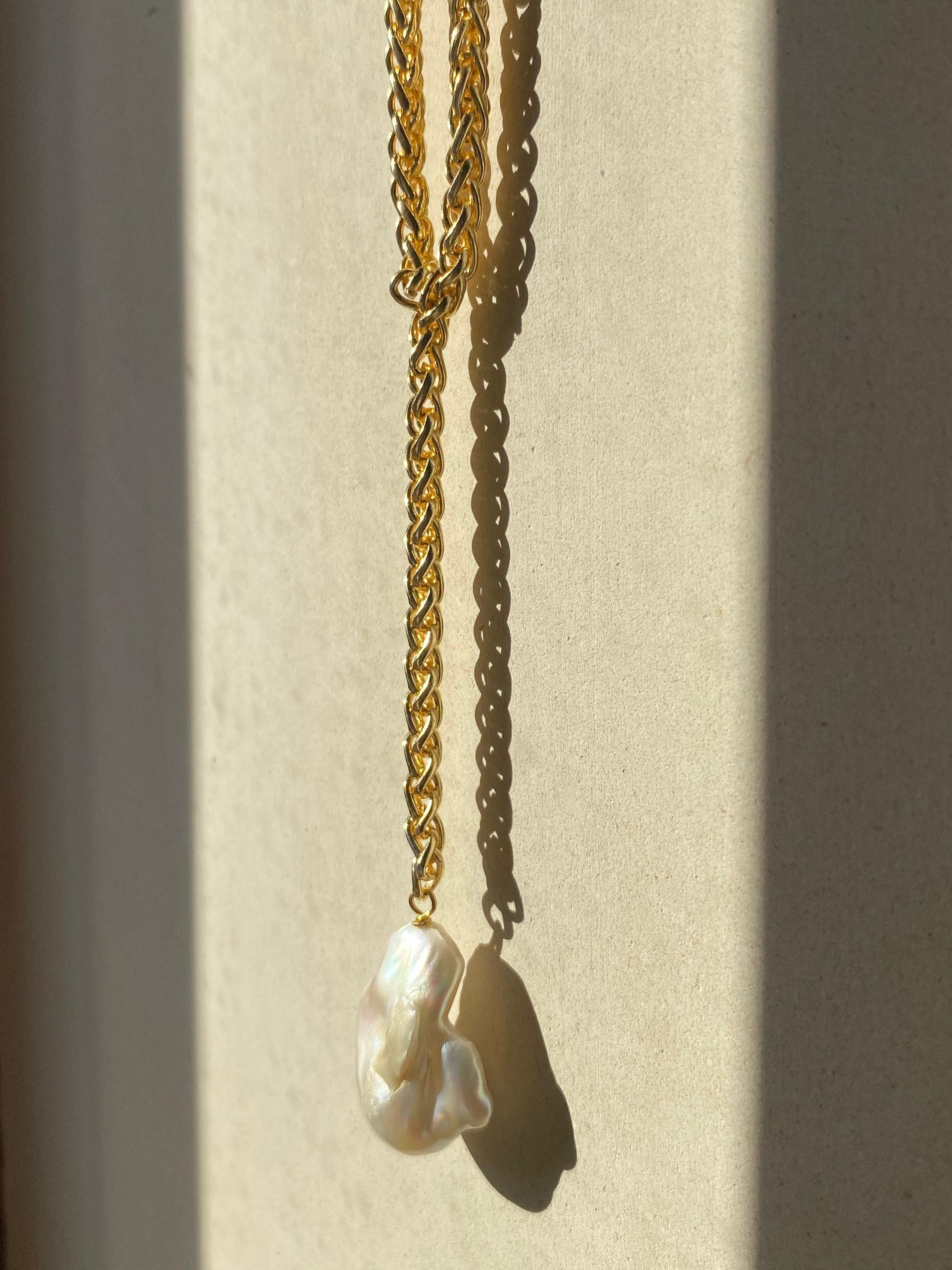 Baroque Pearl